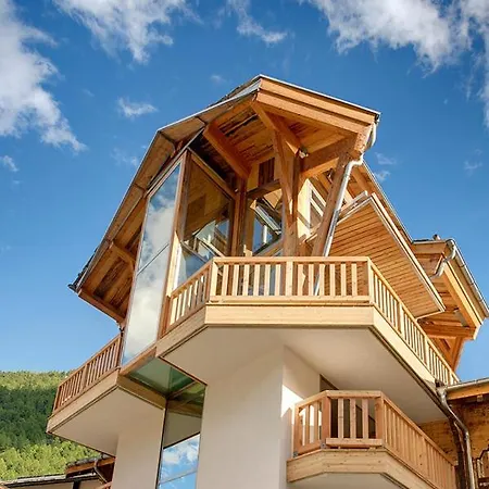 Backstage Hotel Chalet Rooms